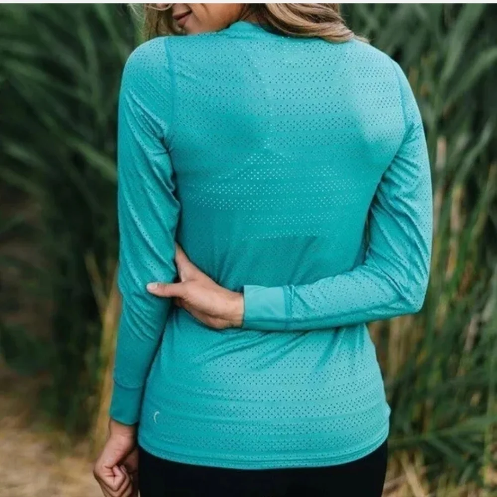 ZYIA long sleeve